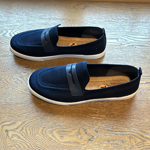 MIA Amore Slip-on Navy Blue Sneaker - Picture 2 of 6